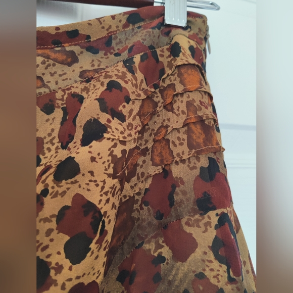 Laura Ashley Animal Print Silk Skirt - Picture 8 of 13